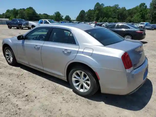 2C3CCAAG0GH207942 2016 CHRYSLER 300-1