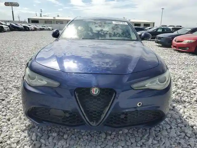 ZARFAEDN9H7536870 2017 ALFA ROMEO GIULIA-4
