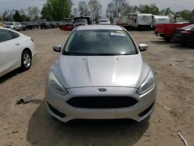 1FADP3K22HL258632 2017 FORD FOCUS-4