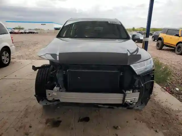 WA1LHAF72KD025195 2019 AUDI Q7-4