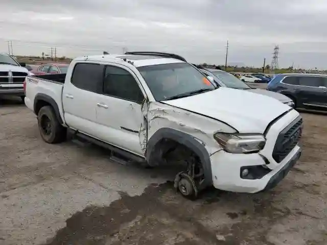 3TMCZ5AN2HM119428 2017 TOYOTA TACOMA-3