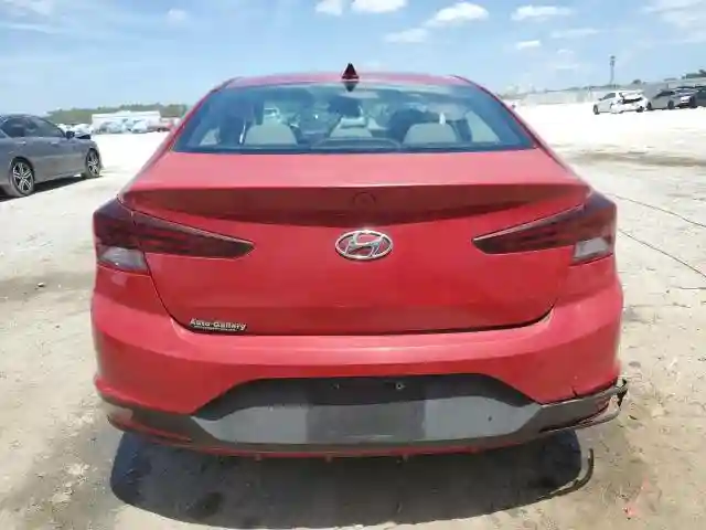 5NPD84LF3KH405079 2019 HYUNDAI ELANTRA-5