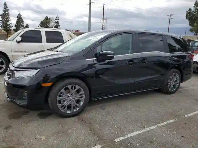 5FNRL6H81SB011122 2025 HONDA ODYSSEY-0