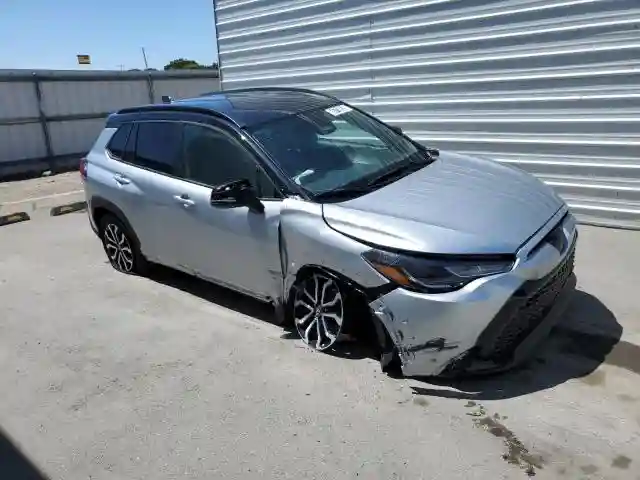 7MUFBABG3SV072756 2025 TOYOTA COROLLA CR-3