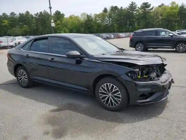 3VWC57BUXKM252116 2019 VOLKSWAGEN JETTA-3