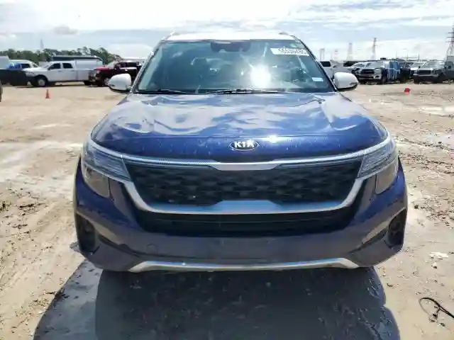 KNDEU2AA0M7058653 2021 KIA SELTOS-4