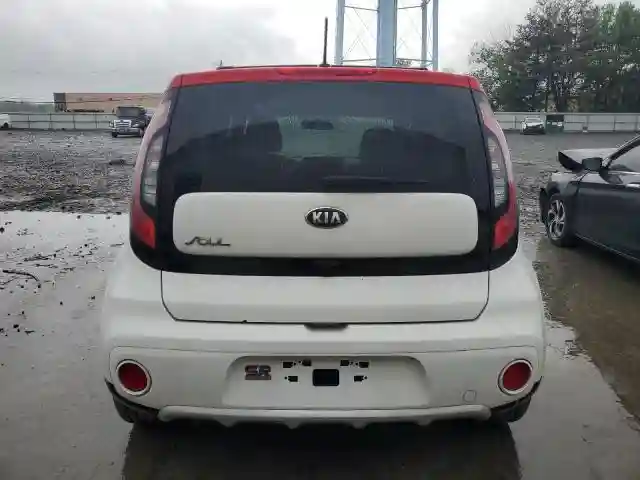 KNDJP3A5XH7468221 2017 KIA SOUL-5