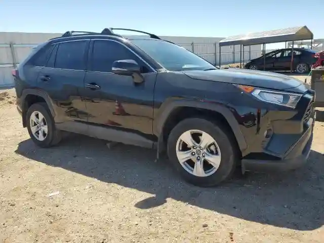 2T3W1RFV2LW071747 2020 TOYOTA RAV4-3