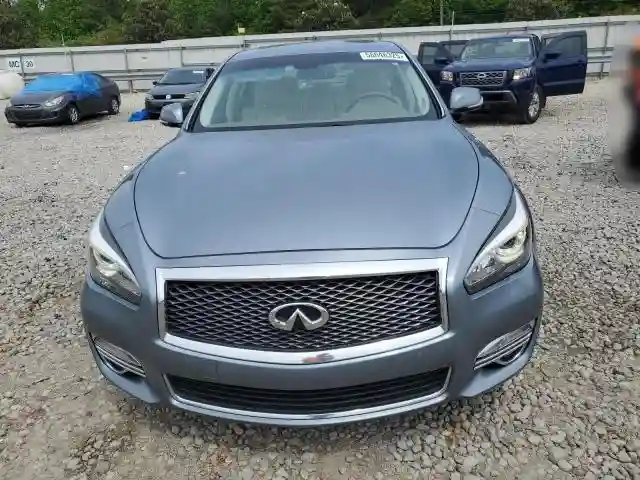 JN1BY1AP4JM180132 2018 INFINITI Q70-4