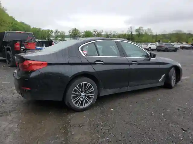 WBAJA7C37HWA70846 2017 BMW 5 SERIES-2