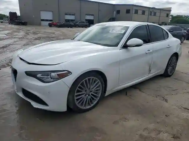 ZARFAECN1H7551994 2017 ALFA ROMEO GIULIA-0