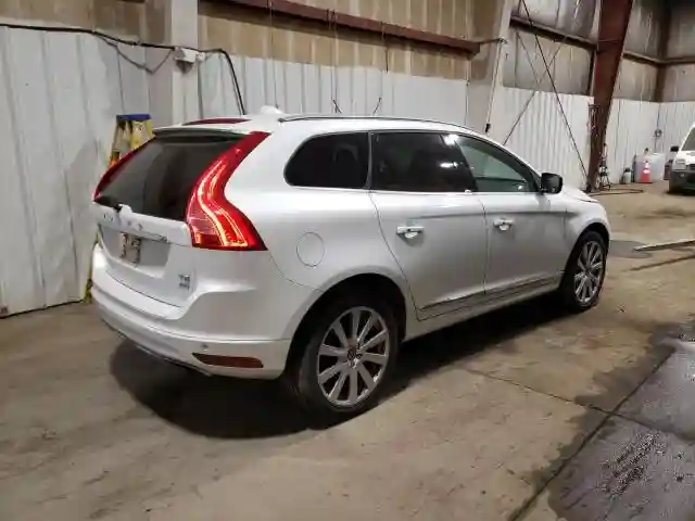 YV440MRU0H2192550 2017 VOLVO XC60-2