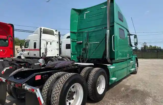 4V4NC9EH5GN932132 2016 VOLVO VN-3