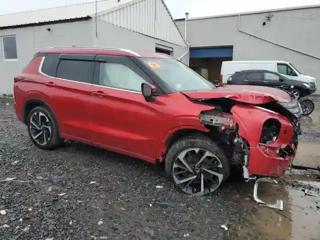 JA4J4VA85NZ061805 2022 MITSUBISHI OUTLANDER-3