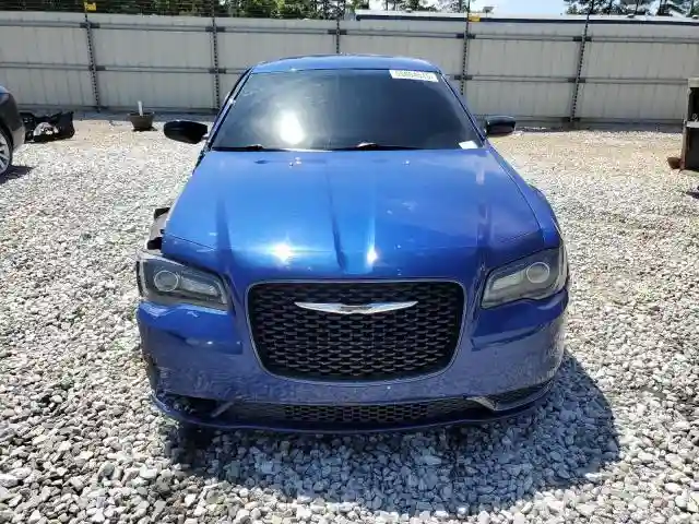 2C3CCAAG9KH755902 2019 CHRYSLER 300-4