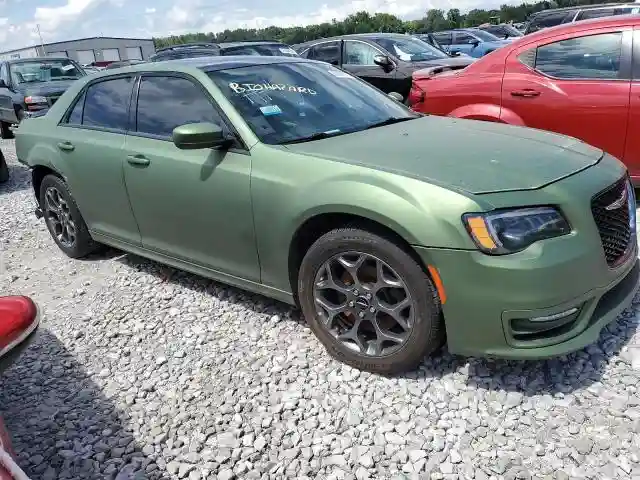 2C3CCAGG5JH309221 2018 CHRYSLER 300-3