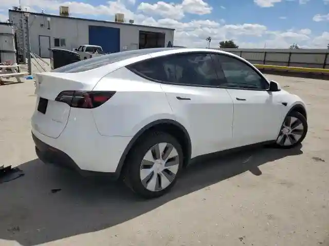 7SAYGDEE4NA022683 2022 TESLA MODEL Y-2