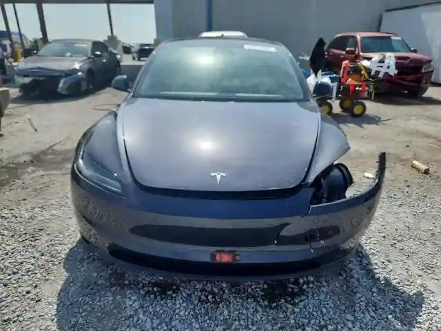 5YJ3E1EA1RF855701 2024 TESLA MODEL 3-4
