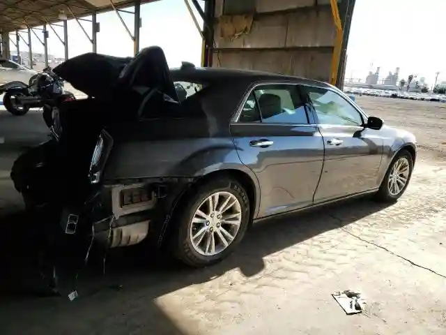 2C3CCAEGXGH324731 2016 CHRYSLER 300-2