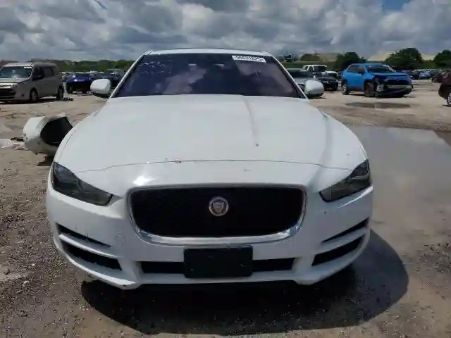 SAJAR4BG0HA974273 2017 JAGUAR XE-4