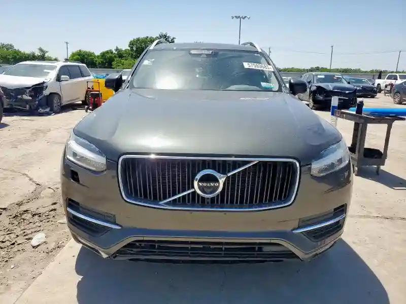 YV4A22PK2J1389850 2018 VOLVO XC90-4
