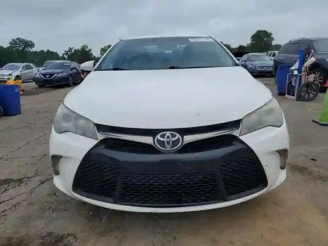 4T1BF1FK5HU301076 2017 TOYOTA CAMRY-4