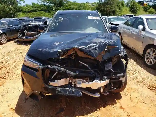 5UX53DP09R9W19794 2024 BMW X3-4