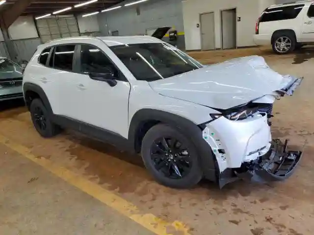 7MMVABBM8SN318498 2025 MAZDA CX-50-3