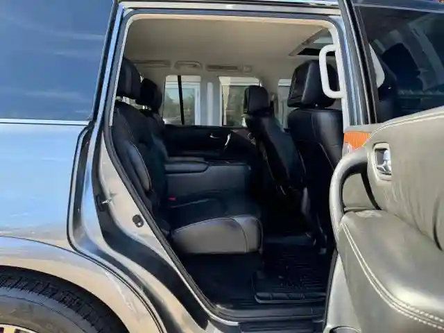 JN8AY2NE5H9703778 2017 NISSAN ARMADA-5