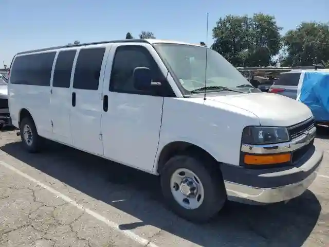 1GAZGPFG8G1194824 2016 CHEVROLET EXPRESS-3