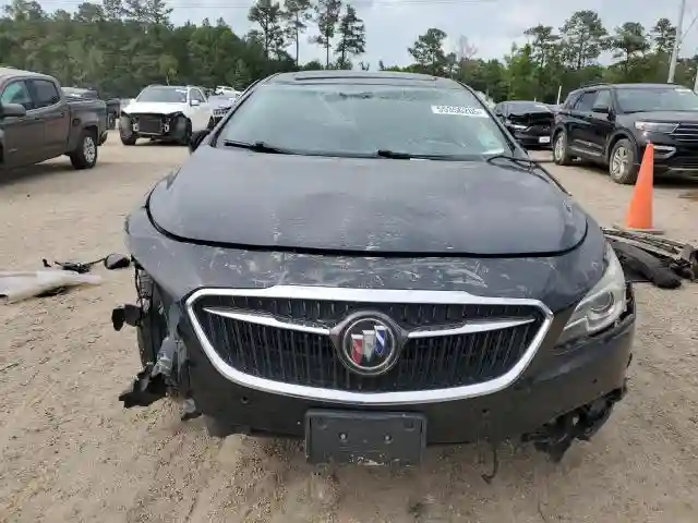 1G4ZR5SZ1JU100555 2018 BUICK LACROSSE-4