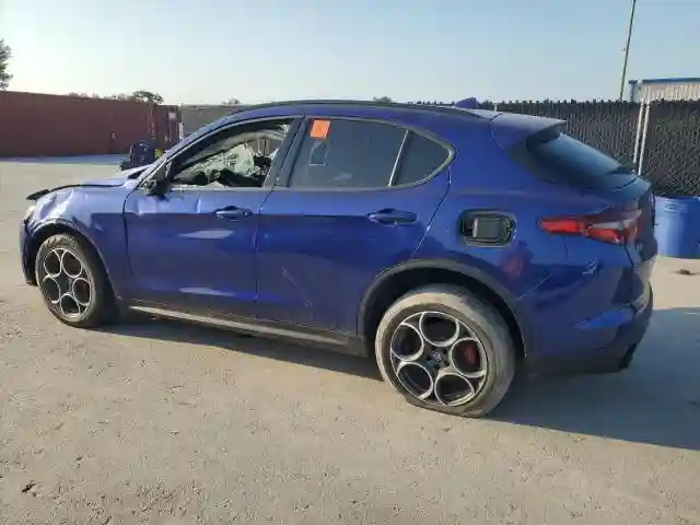 ZASPAKAN3N7D42064 2022 ALFA ROMEO STELVIO-1