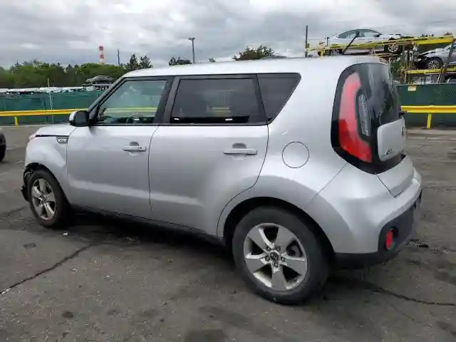 KNDJN2A25J7580940 2018 KIA SOUL-1