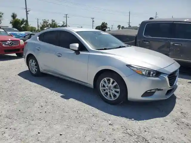 3MZBN1U73JM252313 2018 MAZDA 3-3