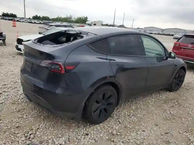 7SAYGDEDXRA322676 2024 TESLA MODEL Y-2