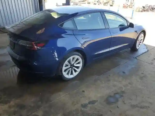 5YJ3E1EA4PF449389 2023 TESLA MODEL 3-2