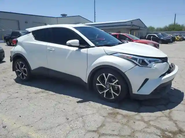 NMTKHMBX5JR042017 2018 TOYOTA C-HR-3
