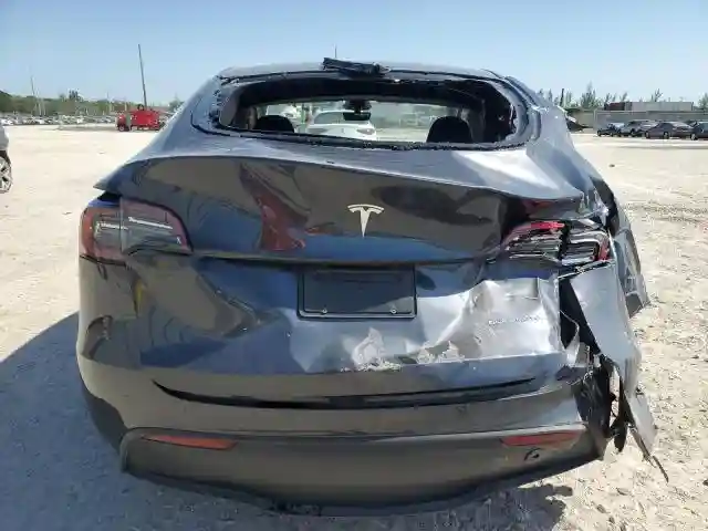 7SAYGDEE9RA222416 2024 TESLA MODEL Y-5