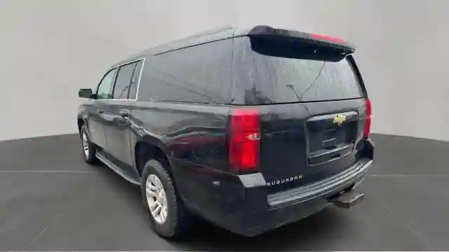1GNSKHKC8KR172632 2019 CHEVROLET SUBURBAN-2