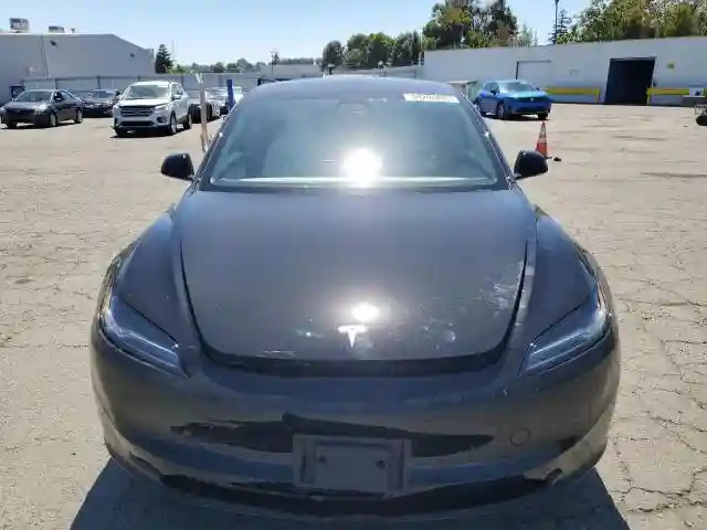 5YJ3E1EA5RF830719 2024 TESLA MODEL 3-4
