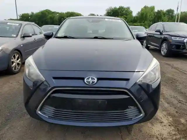 3MYDLBZV6GY106568 2016 TOYOTA SCION-4