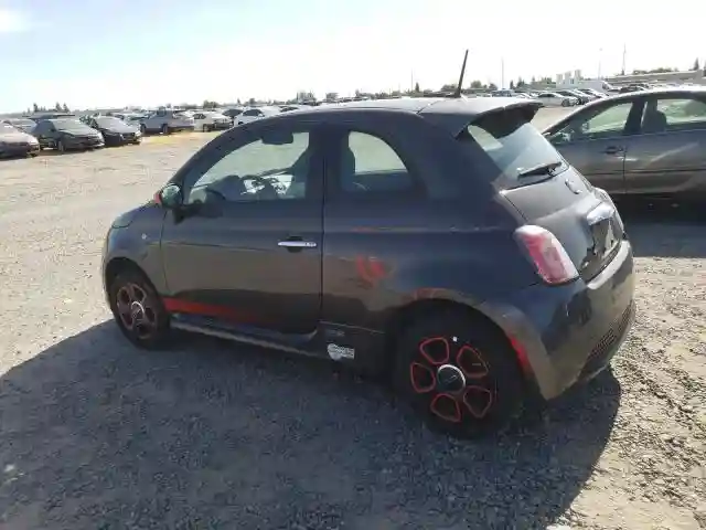 3C3CFFGE8FT709825 2015 FIAT 500-1