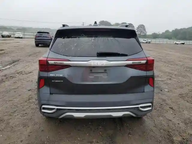 KNDEU2AA0N7285827 2022 KIA SELTOS-5