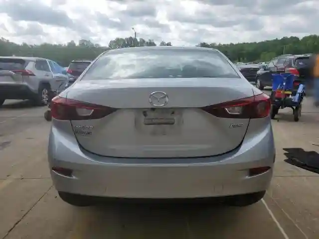 3MZBN1U71JM187705 2018 MAZDA 3-5