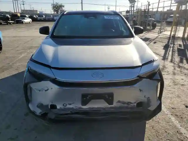JTMAAAAA8PA015784 2023 TOYOTA BZ4X XLE-4