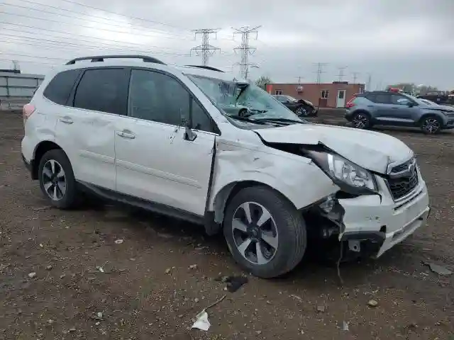 JF2SJAJC0HH481225 2017 SUBARU FORESTER-3