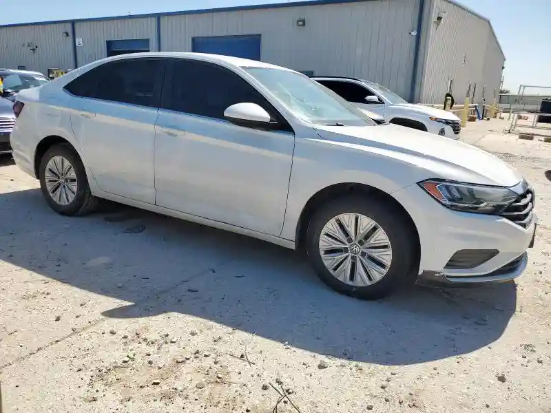 3VWC57BU7KM064315 2019 VOLKSWAGEN JETTA-3