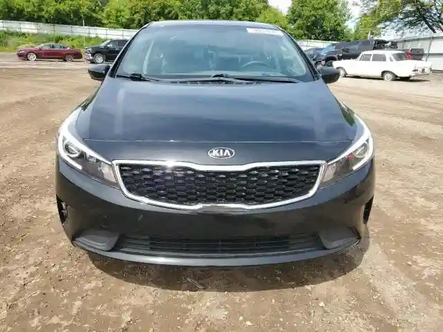 3KPFK4A71JE231621 2018 KIA FORTE-4