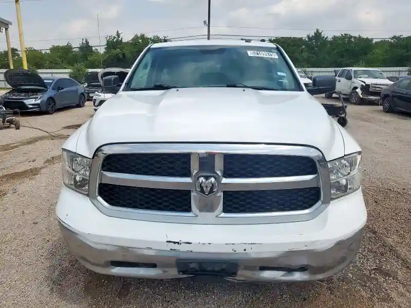 3C6JR6EG9HG671863 2017 RAM 1500-4
