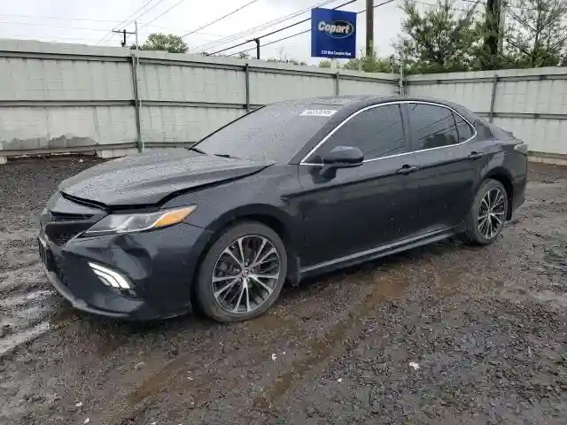 4T1B11HK6JU089323 2018 TOYOTA CAMRY-0